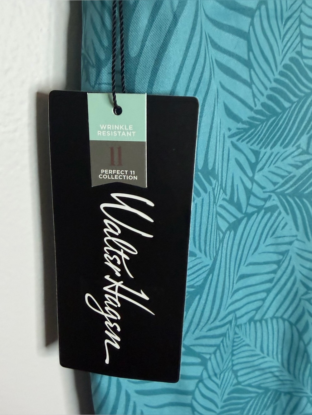 NWT Walter Hagen Perfect 11 Leaves Print Wavelite Teal 10” Short - Picture 5 of 8